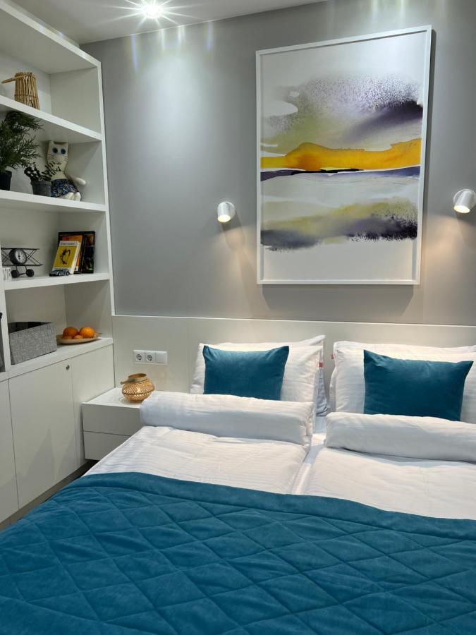 דירות Crystal Deluxe, Four Seasons F2, New גודאורי מראה חיצוני תמונה